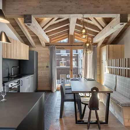 Renove Au Coeur De 1850, 4 Chambres, 8 Pers. - Fr-1-564-50 Courchevel